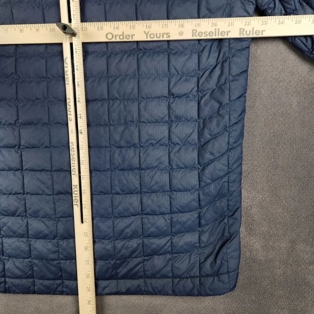 The North Face measurements shoulder